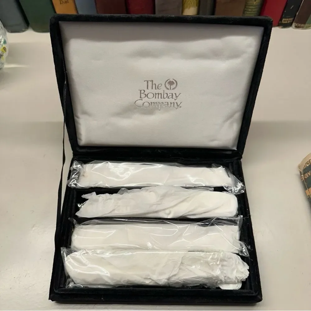 Bombay Company | 4 Godinger silver plate butter knives servicing knife NEW